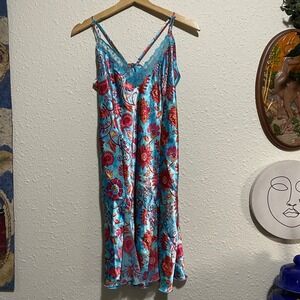 Vintage California Dynasty Women's Large‎ Blue Floral Lace Trim Slip nightgown